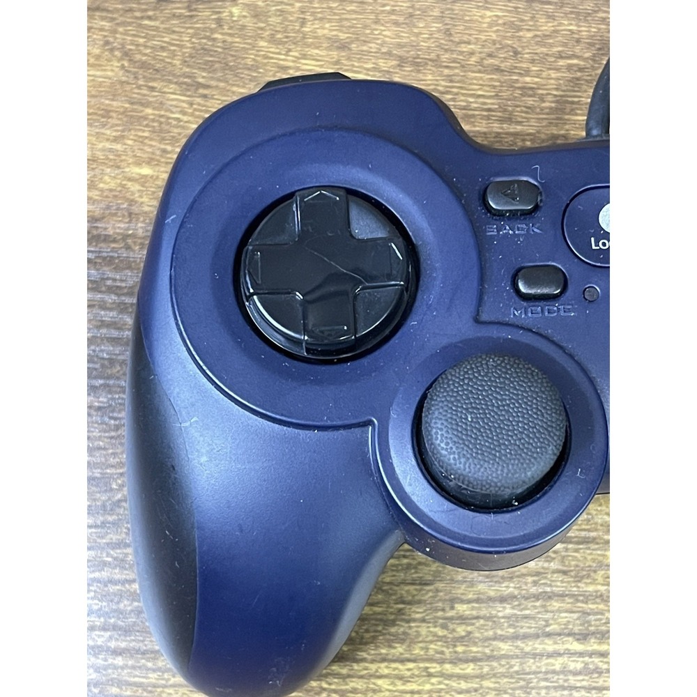 Logitech F310 USB Wired PC Gamepad Controller - Picture 5 of 7